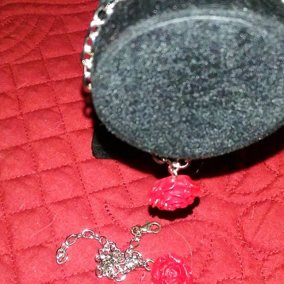 Rose Dangle Bracelet - Picture 3 of 7